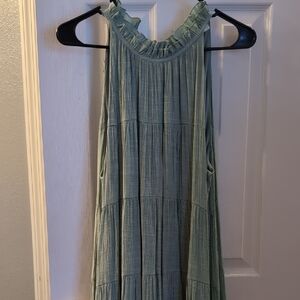 Entro Green Maxi Dress...NEVER WORN!!